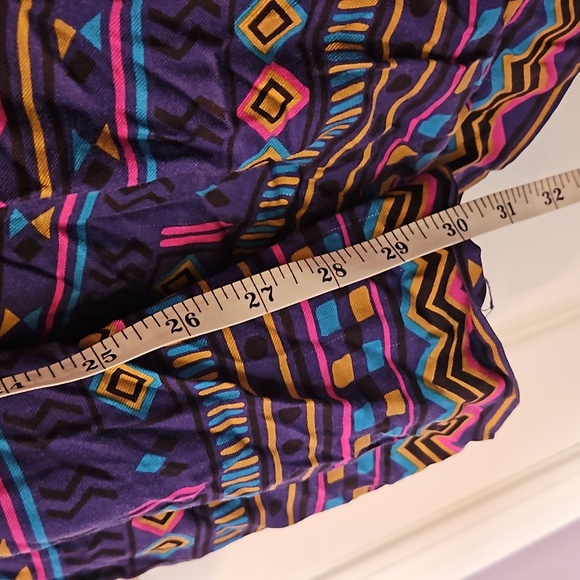 Vintage Purple Midi Skirt - 90s retro patterns with buttons down the side - Picture 6 of 11